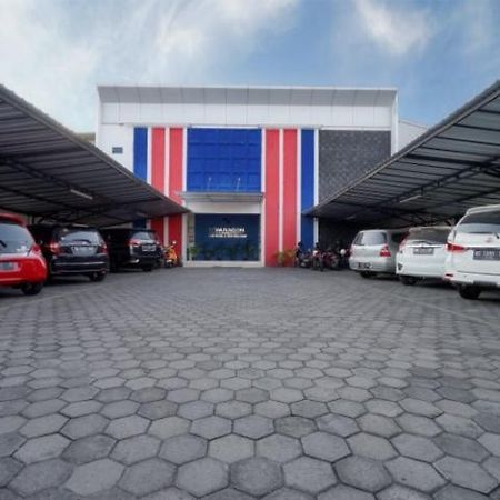 D'Paragon Flamboyan Yogyakarta Ngoại thất bức ảnh