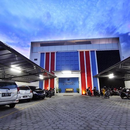 D'Paragon Flamboyan Yogyakarta Ngoại thất bức ảnh